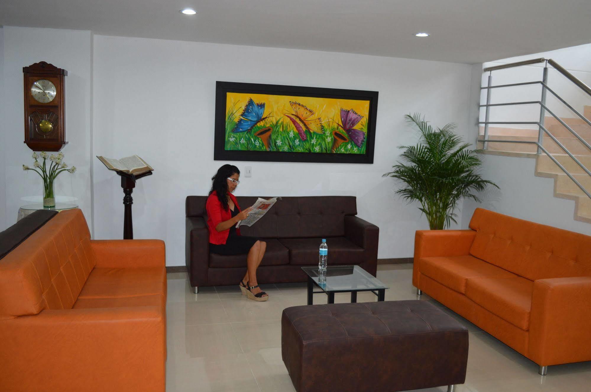 Hotel Ayenda 1501 Metropolitana Plaza Bucaramanga Esterno foto