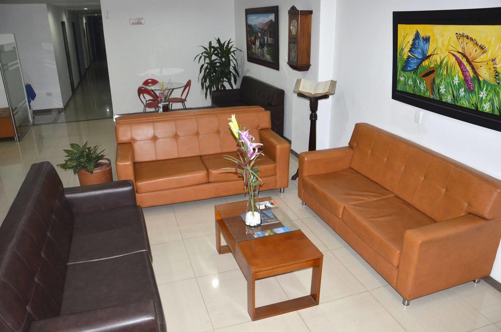 Hotel Ayenda 1501 Metropolitana Plaza Bucaramanga Esterno foto